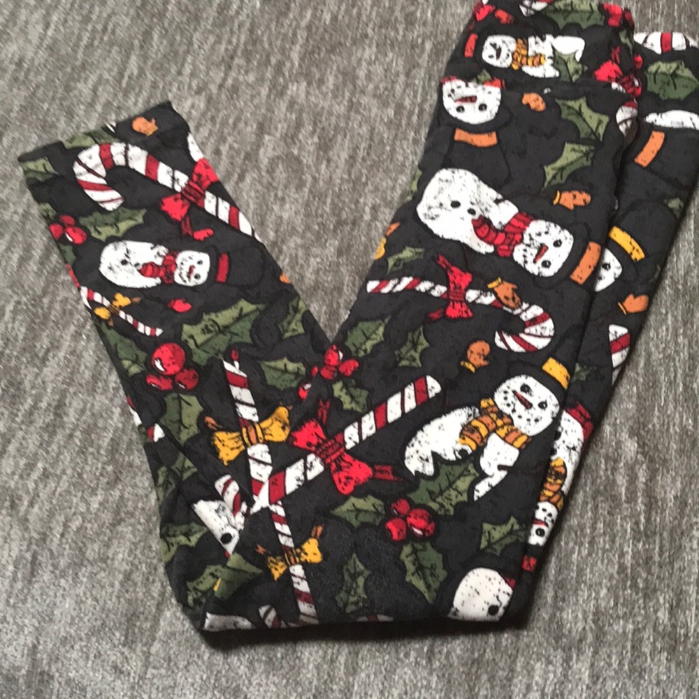 LulaRoe Kids snowmen and candy cane leggings